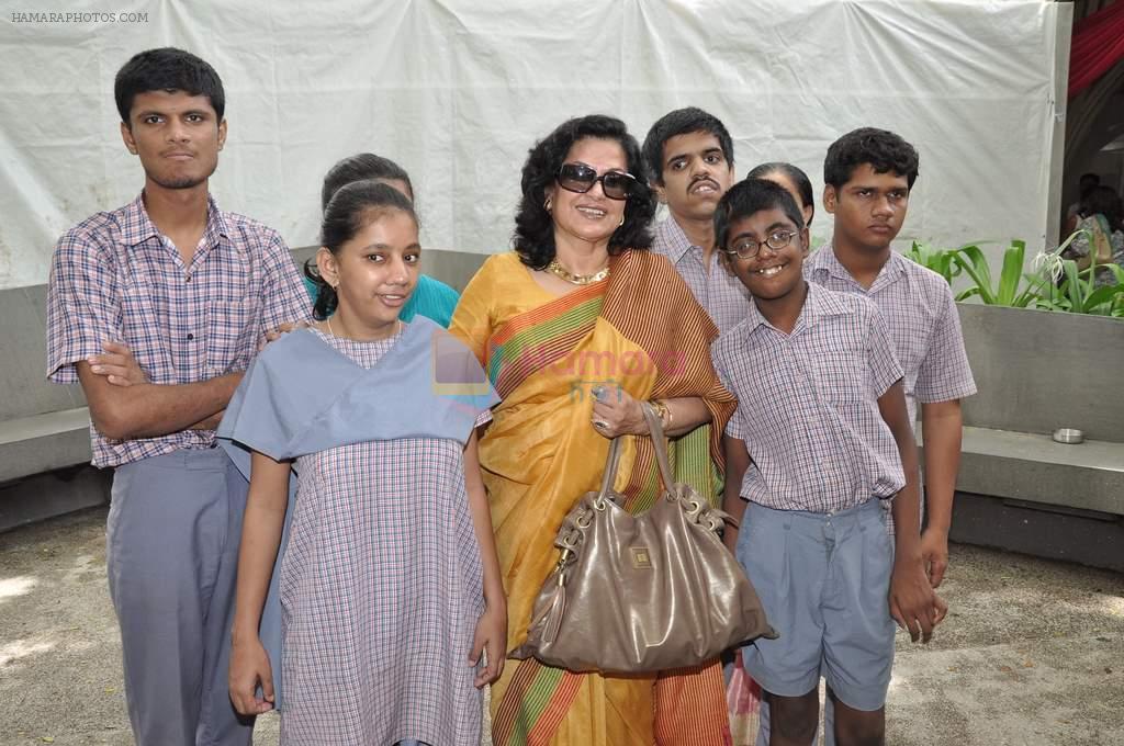 Moushumi Chatterjee at Smart Mart event in Tote, Mumbai on 7th Sept 2012.