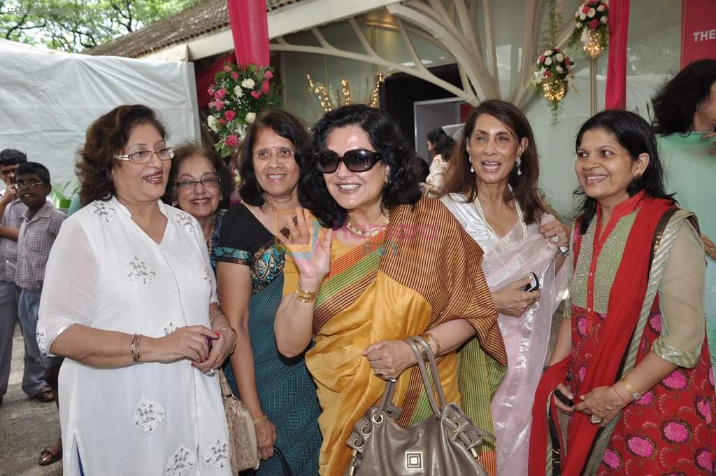 Moushumi Chatterjee at Smart Mart event in Tote, Mumbai on 7th Sept 2012.