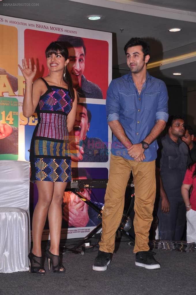 Ranbir Kapoor, Priyanka Chopra at Barfi promotions in R City Mall, Kurla on 8th Sept 2012