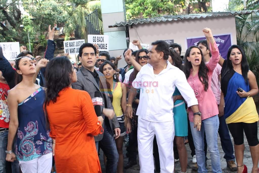 Aman Verma on location for film The Saturday Night in Filmistan on 8th Sept 2012