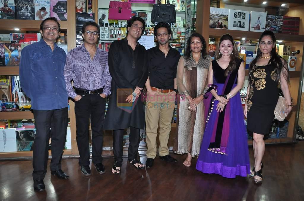 Sapna Mukherjee, Lucky Morani, Rahul Vaidya, Shiamak Dawar at Sapna Mukherjis party for Sound of the Soul in Mabruk Restaurant, Mumbai on 10th Sept 2012