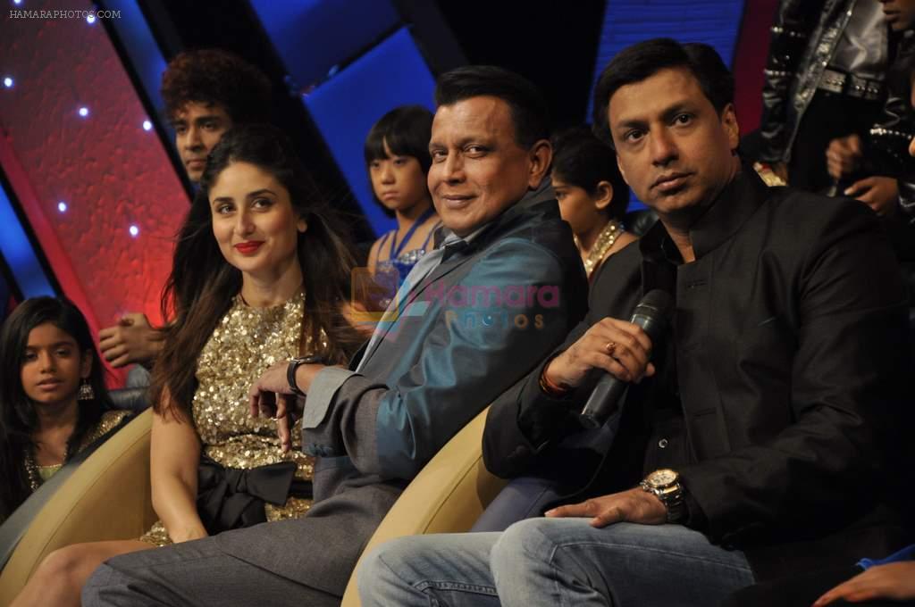 Kareena Kapoor, Madhur BHandarkar, Mithun Chakraborty on the sets of Zee Dance Ke Superstar in Famous on 10th Sept 2012