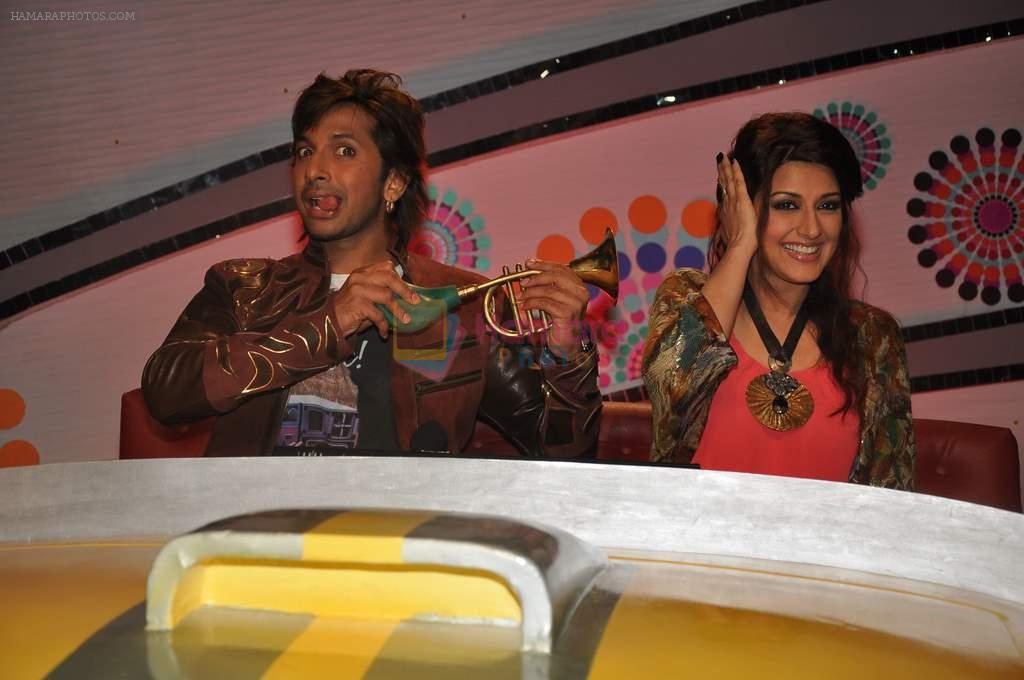 Sonali Bendra, Terrence Lewis On the sets of Hindustan Ke Hunarbaaz show on 11th Sept 2012