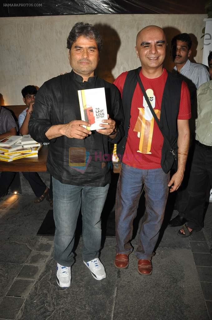 Vishal Bharadwaj at Minty Tejpal's book launch in Le Mangii on 12th Sept 2012