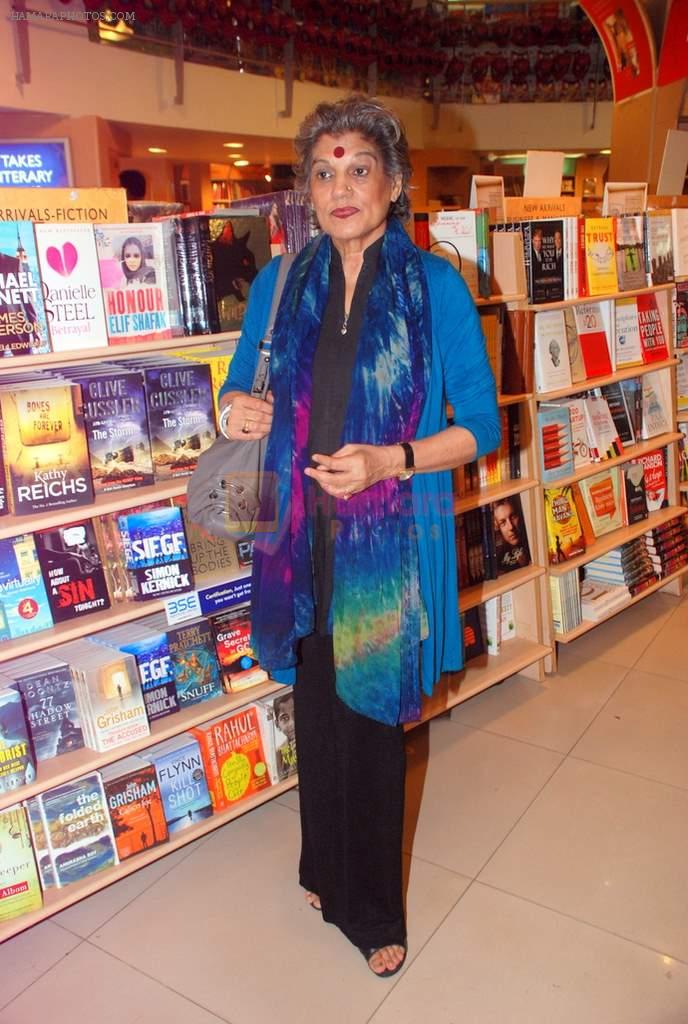 Dolly Thakore at Ashwin Sanghi book launch in Crossword, Mumbai on 13th Sept 2012