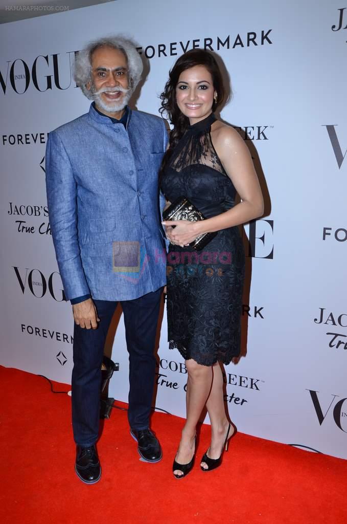 Dia Mirza at Vogue's 5th Anniversary bash in Trident, Mumbai on 22nd Sept 2012