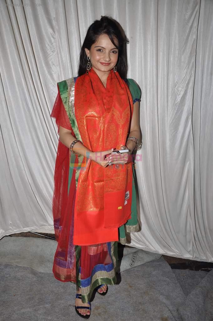 Giaa Manek at Andheri Ka Raja, Mumbai on 22nd Sept 2012