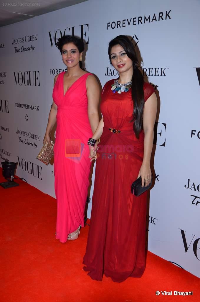 Kajol, Tanisha Mukherjee at Vogue's 5th Anniversary bash in Trident, Mumbai on 22nd Sept 2012