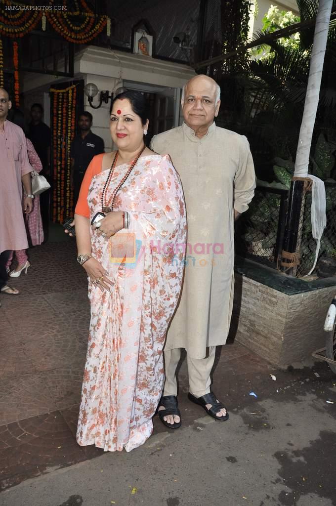 Sunanda Shetty at Jeetendra_a ganpati Visarjan on 23rd Sept 2012
