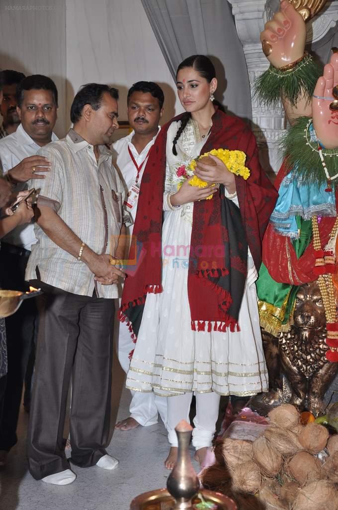 Nargis Fakhri at Andheri ka Raja in Mumbai on 28th Sept 2012