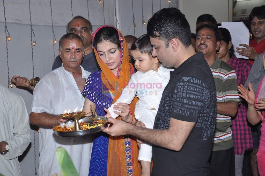 Bhushan Kumar, Divya Khosla Kumar at T-series ganpati Visarjan in Andheri, Mumbai on 30th Sept 2012