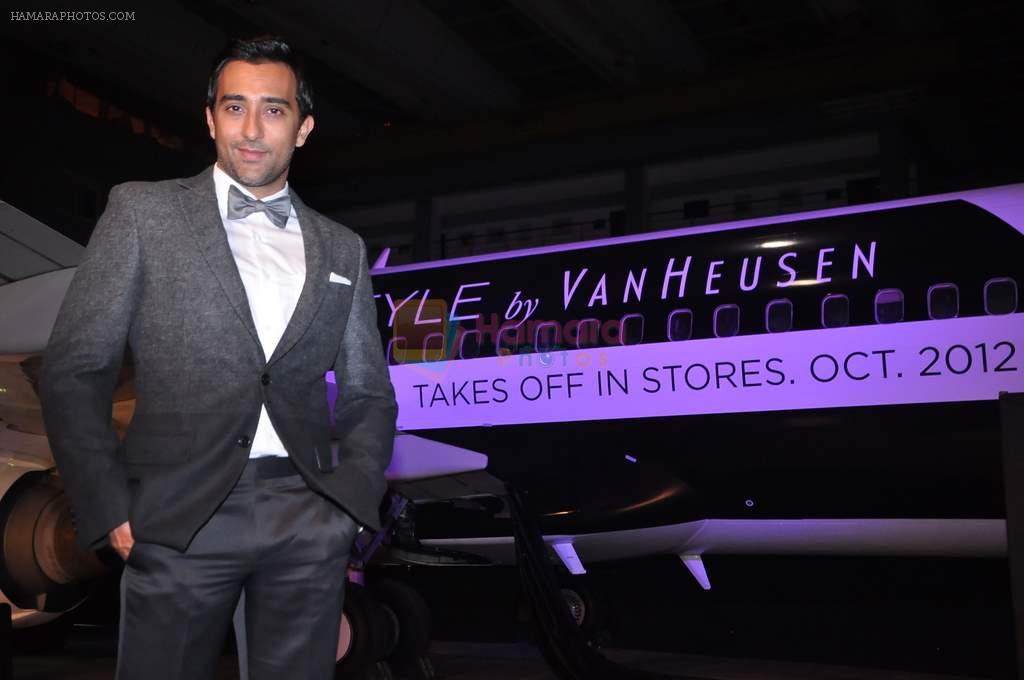 Rahul Khanna at Van Heusen launch in Mumbai on 3rd Oct 2012