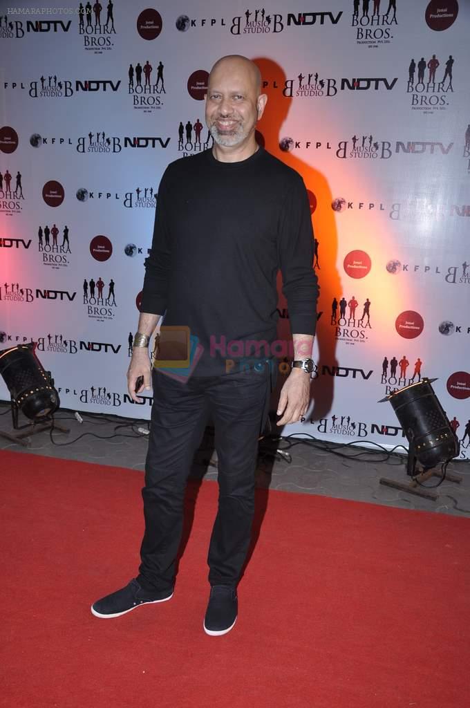 Loy Mendonsa at the Premiere of Chittagong in Mumbai on 3rd Oct 2012