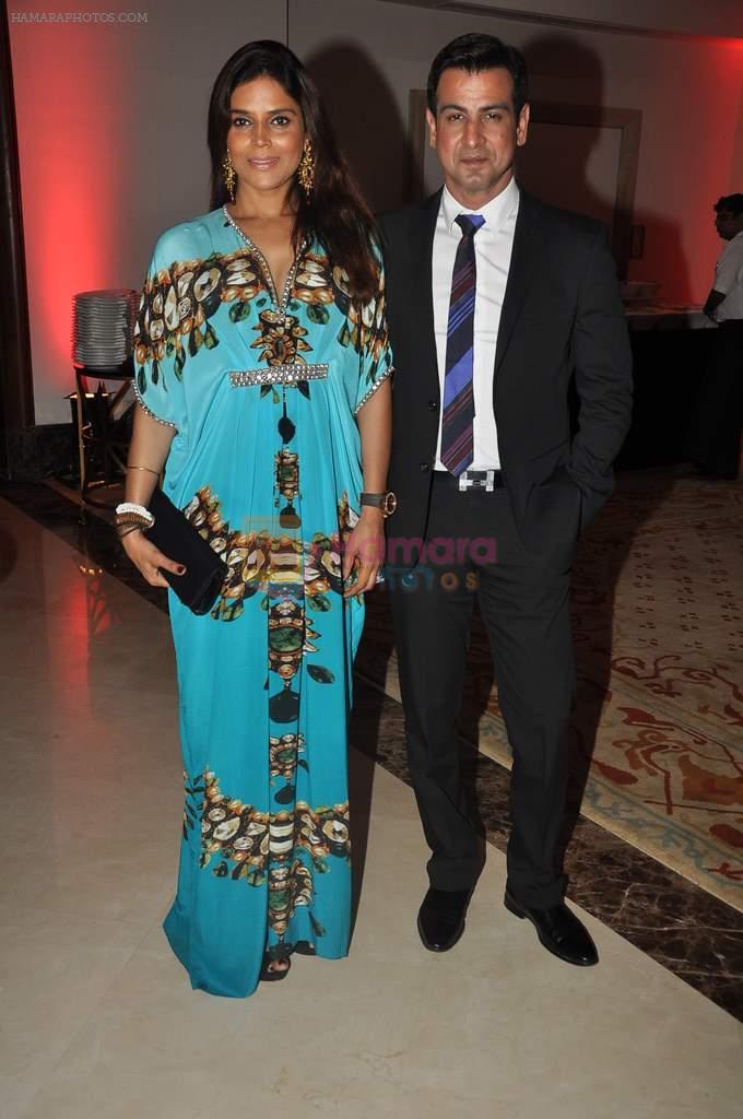 Ronit Roy at Anu and Sashi Ranjan's wedding anniversary in J W Marriott on 4th Oct 2012