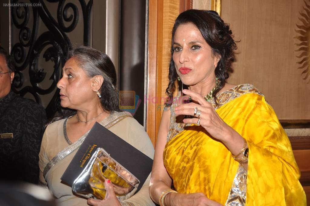 Tina Ambani, Shobha De at Shobha De's felicitation by Veuve Clicquot on 5th Oct 2012