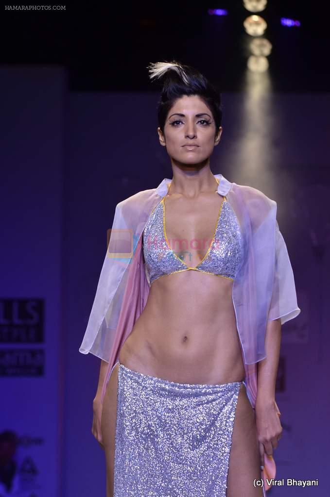 Model walk the ramp for Wendell Rodericks Show at Wills Lifestyle India Fashion Week 2012 day 1 on 6th Oct 2012
