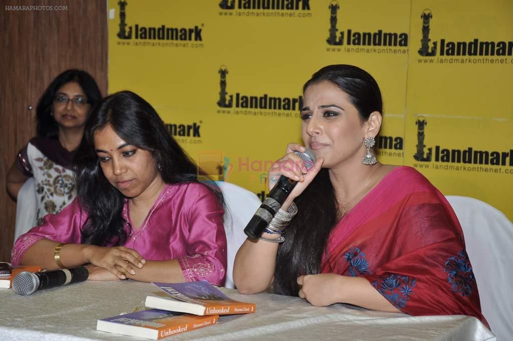 Vidya Balan unveils Unhooked book in Landmark, Mumbai on 5th Oct 2012