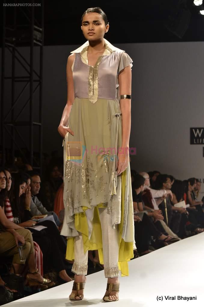 Model walk the ramp for Kiran Uttam Ghosh Show at Wills Lifestyle India Fashion Week 2012 day 1 on 6th Oct 2012