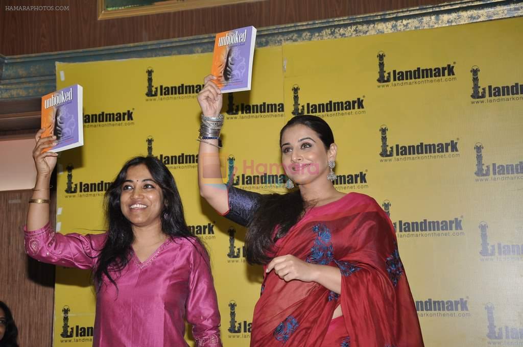 Vidya Balan unveils Unhooked book in Landmark, Mumbai on 5th Oct 2012