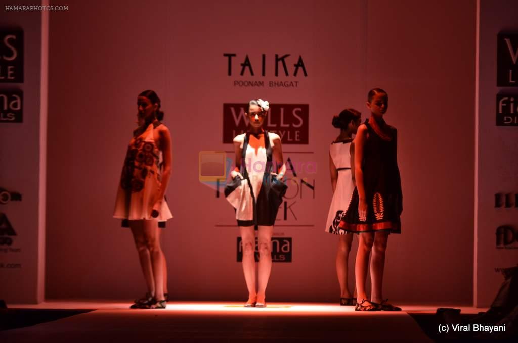 Model walk the ramp for Taika by Poonam Bhagat Show at Wills Lifestyle India Fashion Week 2012 day 1 on 6th Oct 2012