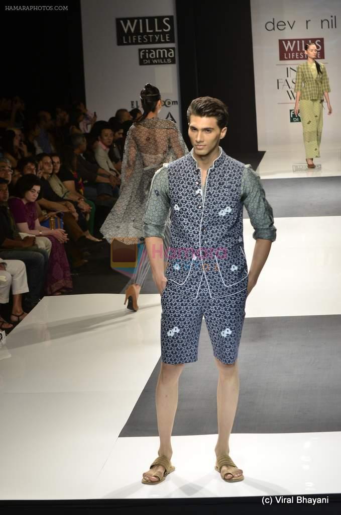 Model walk the ramp for Dev R Nil Show at Wills Lifestyle India Fashion Week 2012 day 2 on 7th Oct 2012