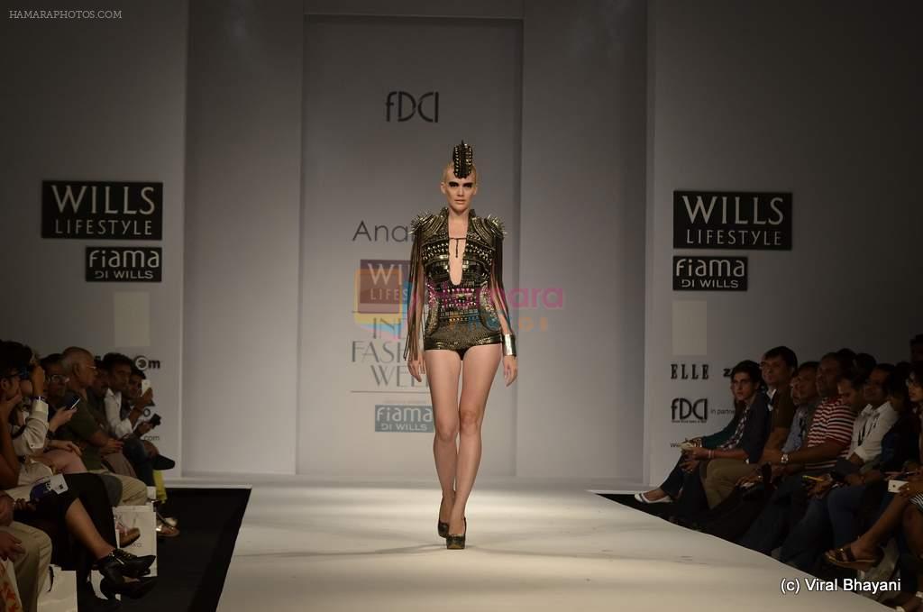 Model walk the ramp for Anaikka Show at Wills Lifestyle India Fashion Week 2012 day 2 on 7th Oct 2012