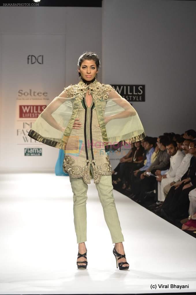 Model walk the ramp for Solatee by Sulakshana Show at Wills Lifestyle India Fashion Week 2012 day 5 on 10th Oct 2012