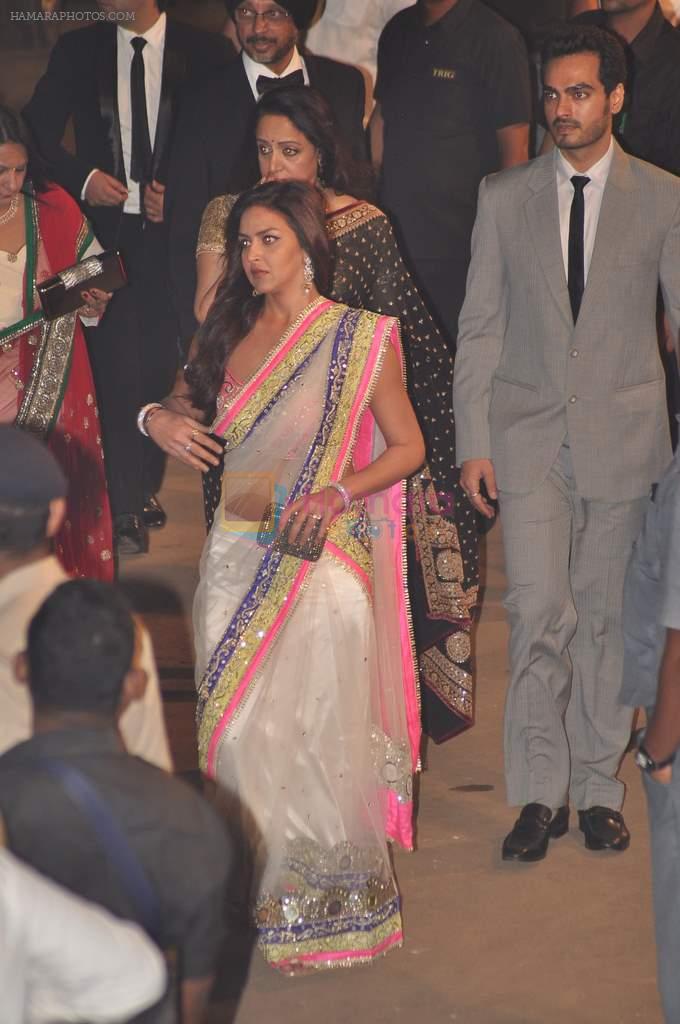Esha Deol, Hema Malini at Amitabh Bachchan's 70th Birthday Bash in Mumbai on 10th Oct 2012