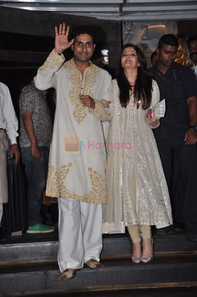 Abhishek Bachchan, Aishwarya Rai Bachchan at Amitabh Bachchan's 212 Bday bash on 11th Oct 2012