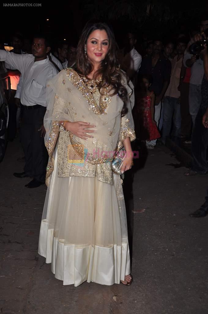 Amrita Arora at Kareena Kapoor's sangeet ceremony in Mumbai on 14th Oct 2012