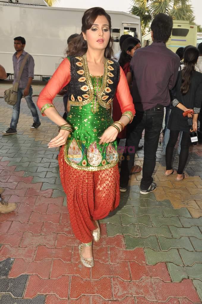 Monica Bedi at Star Plus Dandia shoot in Malad, Mumbai on 15th Oct 2012
