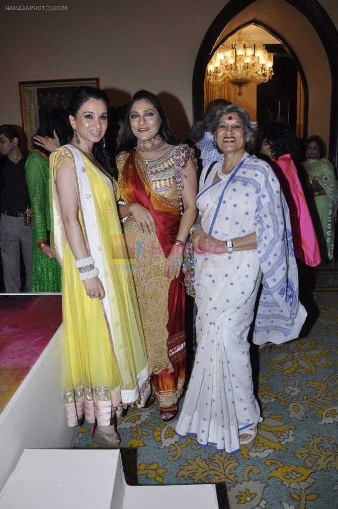 Aarti Surendranath, Sheetal Mafatlal, Dolly Thakore at Maheka Mirpuri Show in Taj Hotel, Mumbai on 17th Oct 2012