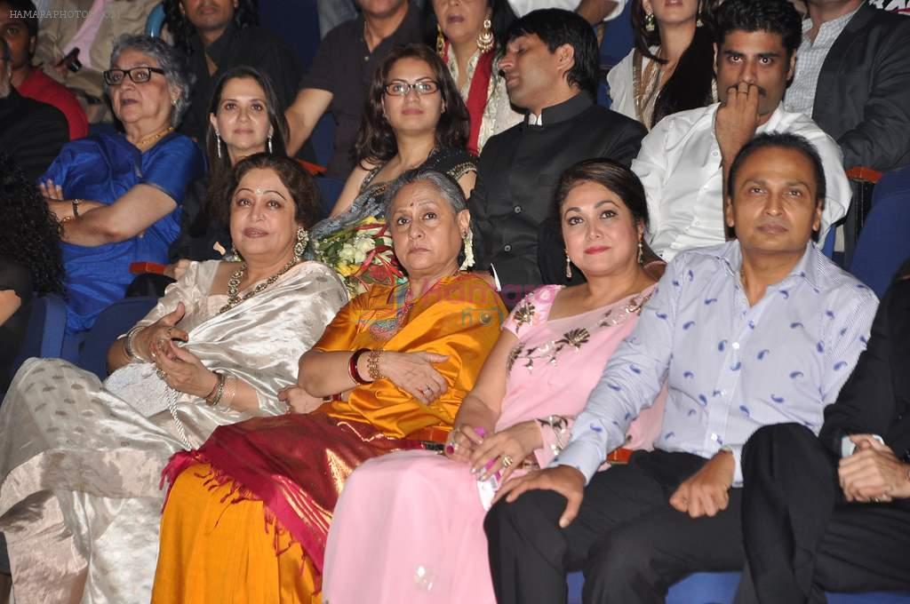 Kirron Kher, Jaya Bachchan, Tina Ambani, Anil Ambani at Mami film festival opening night on 18th Oct 2012