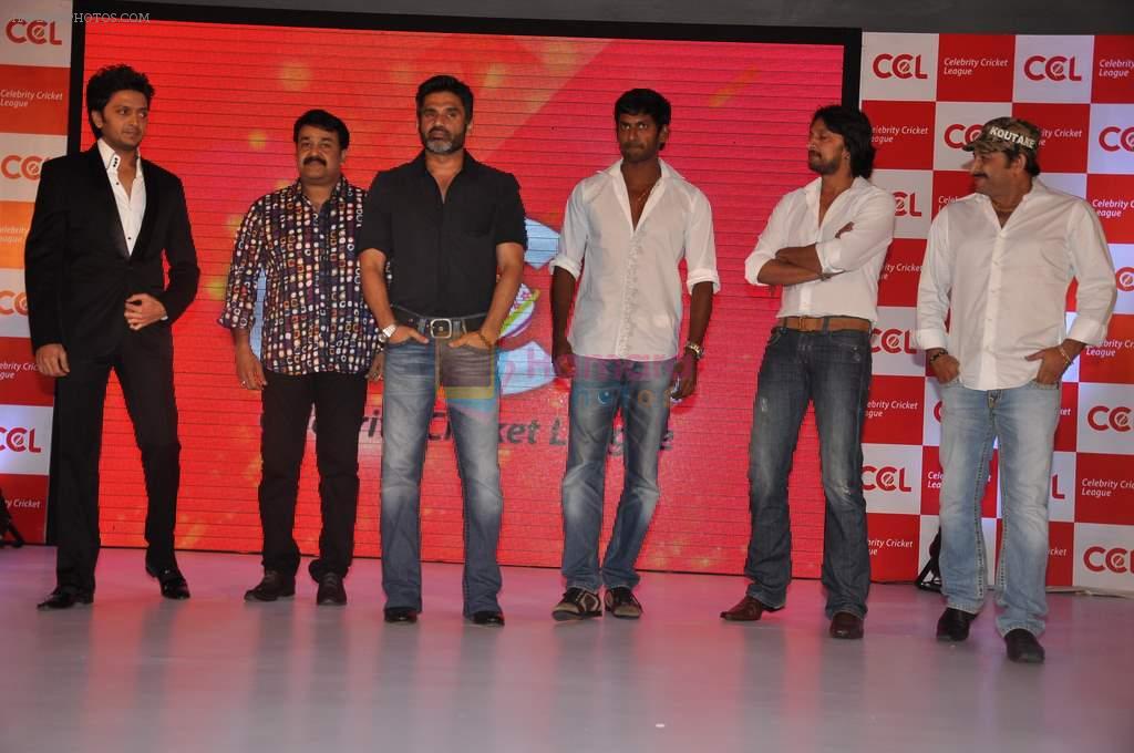 Mohanlal, Sudeep, Sunil Shetty, Ritesh Deshmukh, Manoj Tiwari at CCL team launch in Novotel, Mumbai on 19th Oct 2012