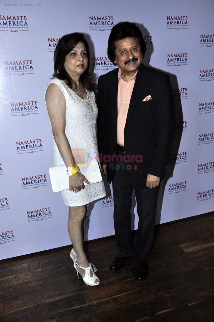 Pankaj Udhas at India American Society music bash hosted by Atul Nishar and Kailash Surendranath in Hard Rock Cafe on 21st Oct 2012