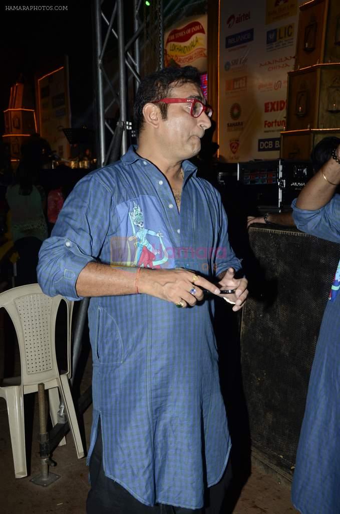Abhijeet Bhattacharya at Abhijeet's durga celebrations in Andheri, Mumbai on 23rd Oct 2012