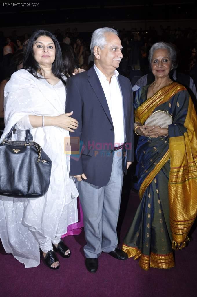Waheeda Rehman, Ramesh Sippy, Kiran Sippy at MAMI Festival in NCPA, Mumbai on 25th Oct 2012
