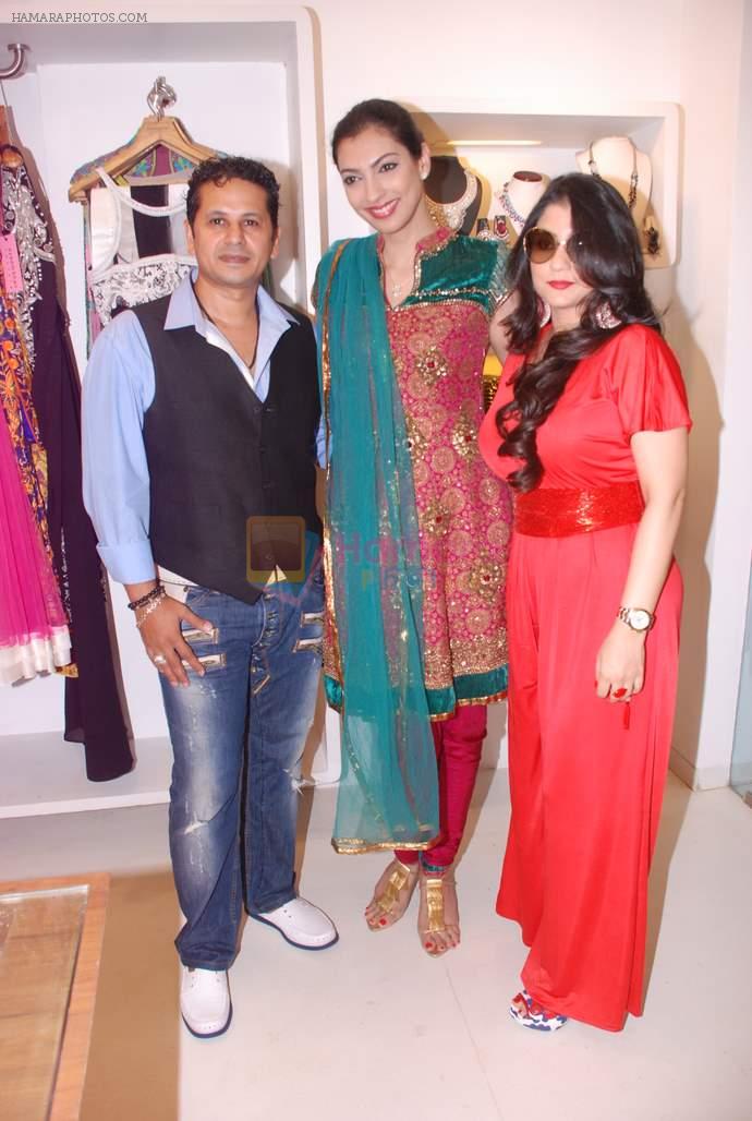 Yukta Mookhey at Azeem Khan accessories launch in Mumbai on 24th Oct 2012