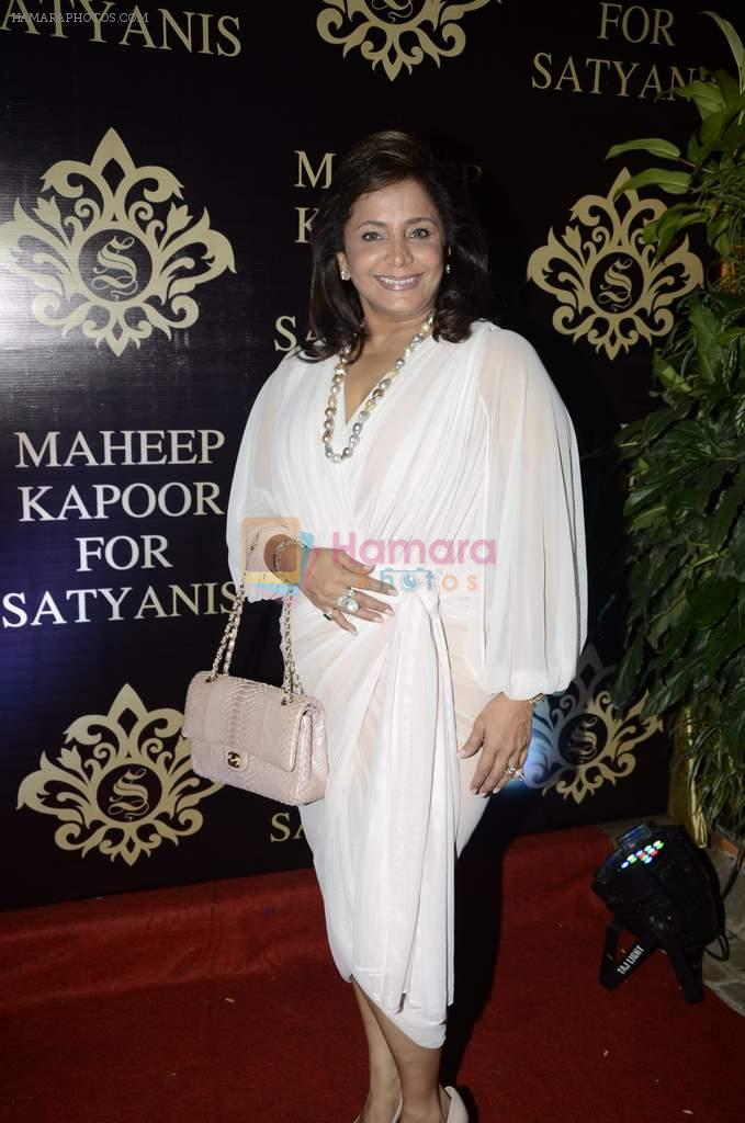 at Maheep Kapoor's festive colelction launch at Satyani Jewels in Mumbai on 25th Oct 2012