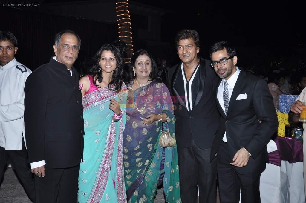 Aadesh Shrivastav at Pahlaj Nahlani's sons wedding reception in Mumbai on 26th Oct 2012