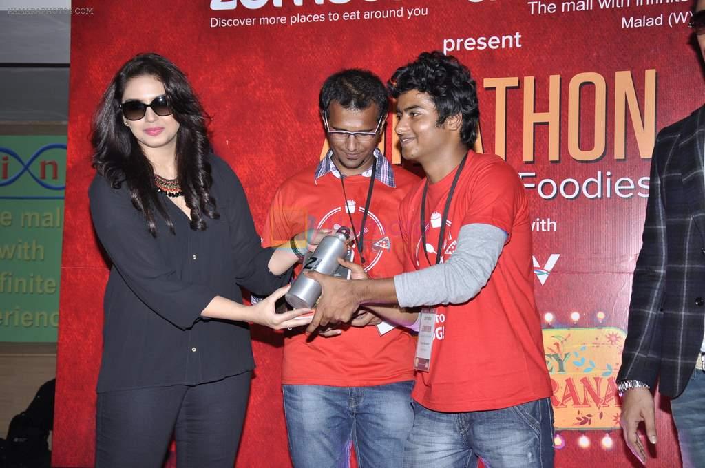 Huma Qureshi at Luv Shuv Tey Chicken Khurana promotional event in Malad, Mumbai on 27th Oct 2012