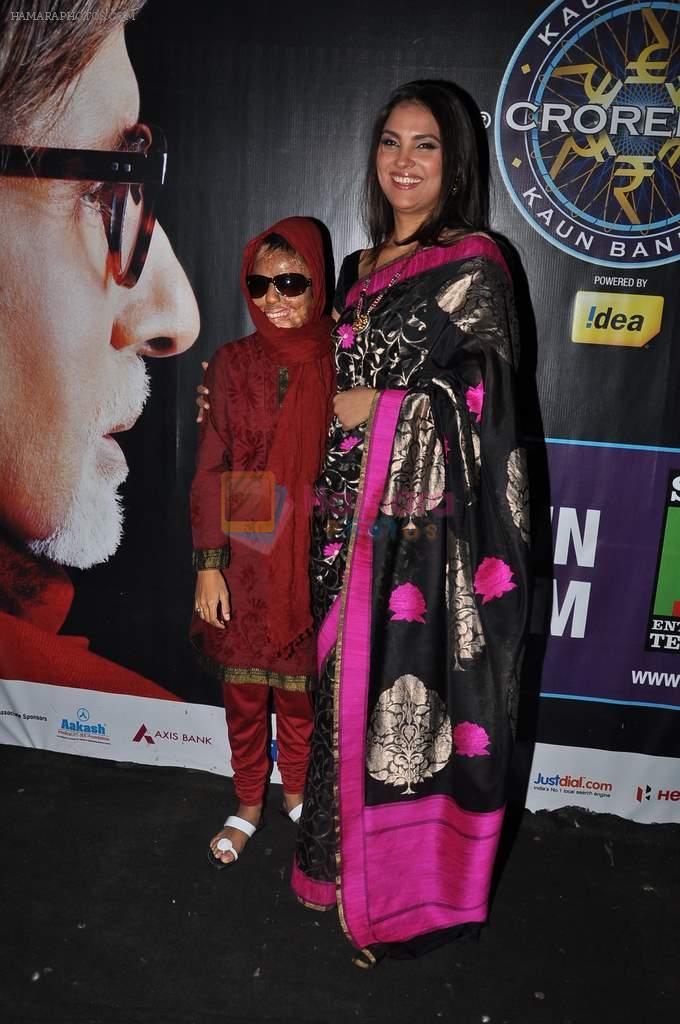 Lara Dutta on the sets of KBC in Filmcity, Mumbai on 31st Oct 2012