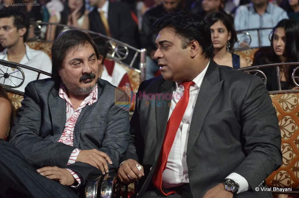 Ram Kapoor at ITA Awards red carpet in Mumbai on 4th Nov 2012
