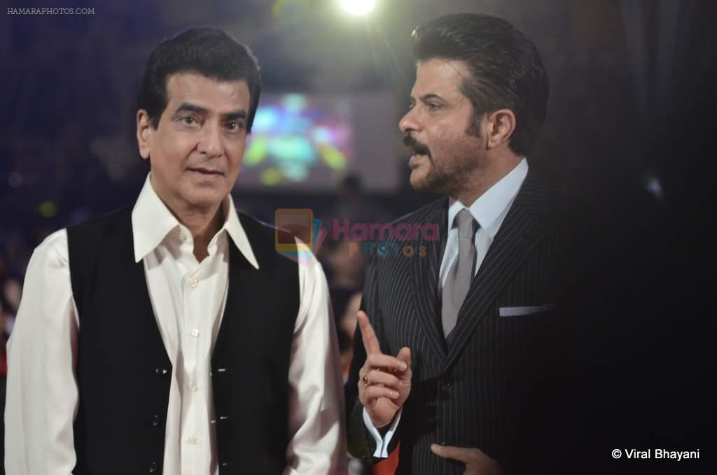Anil Kapoor, Jeetendra at ITA Awards red carpet in Mumbai on 4th Nov 2012