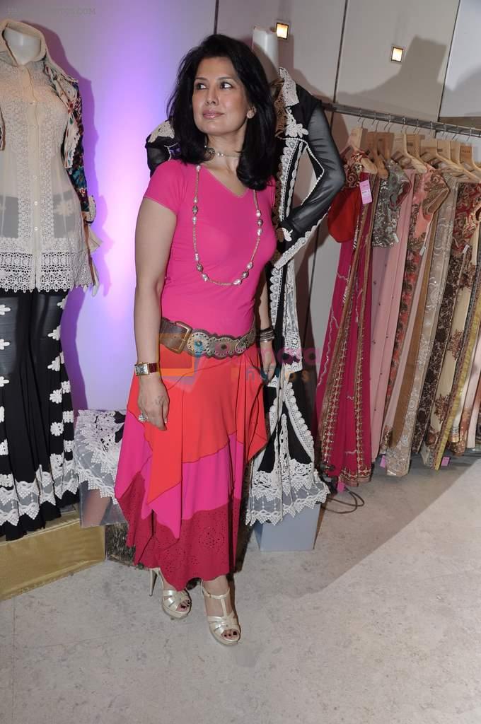 Ritu Beri at Kimaya showcases Ritu beri's collection in Juhu, Mumbai on 5th Nov 2012