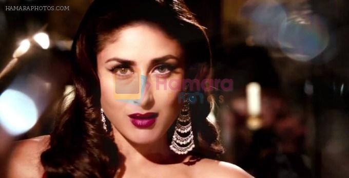 Kareena Kapoor in Talaash Movie Still