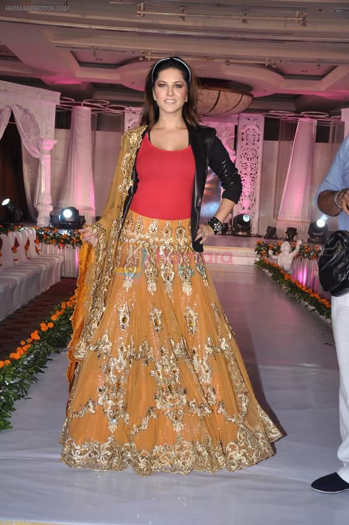 Sunny Leone at Grand fashion Extravaganza Show Ignite in J W Marriott, Mumbai on 8th Nov 2012