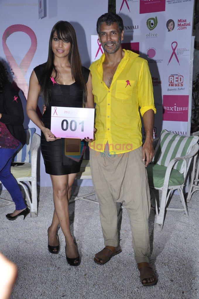 Bipasha Basu, Milind Soman at Pinkathon Event for Breast Cancer Awareness in Olive, Mumbai on 9th Nov 2012