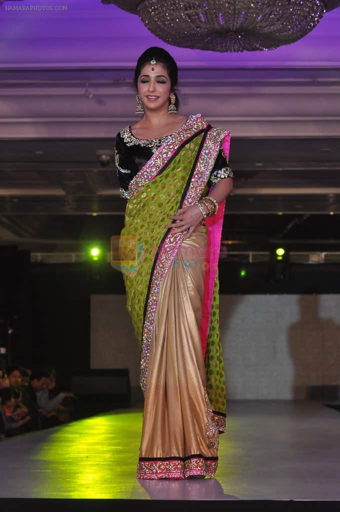 Krishika Lulla walk the ramp at Umeed-Ek Koshish charitable fashion show in Leela hotel on 9th Nov 2012.1
