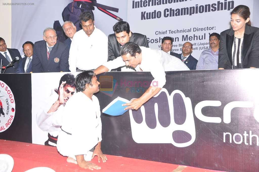 Akshay Kumar and Asin Thottumkal at Kudo champinship in Andheri Sports Complex, Mumbai on 11th Nov 2012